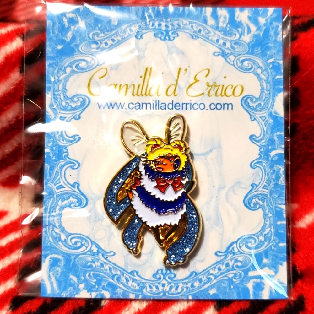 NWT Sailor Moon Bee enamel pin